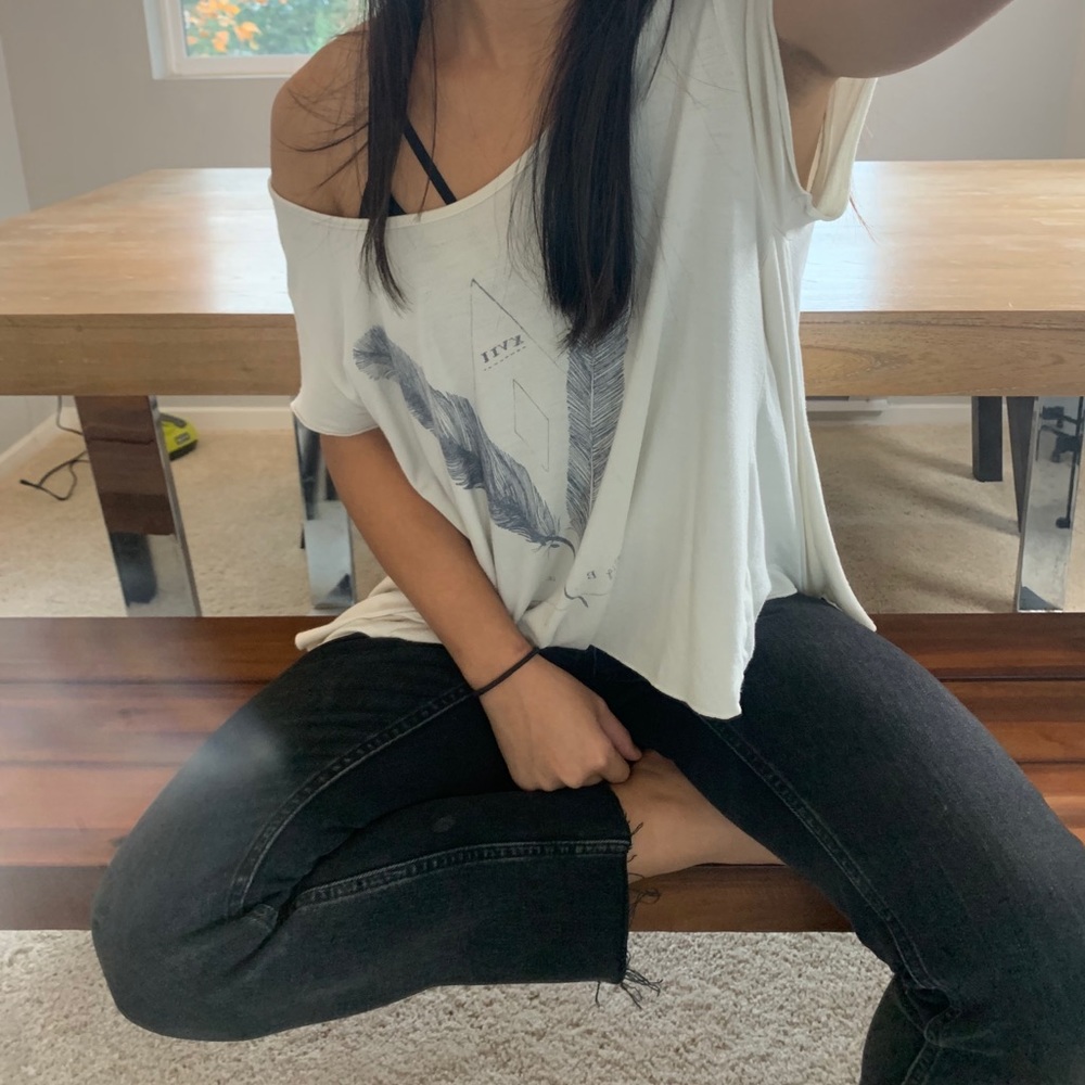 AEO Flowy Scoop Neck White Tshirt Small